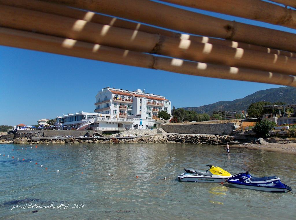 Manolya Hotel Kyrenia  Exterior foto