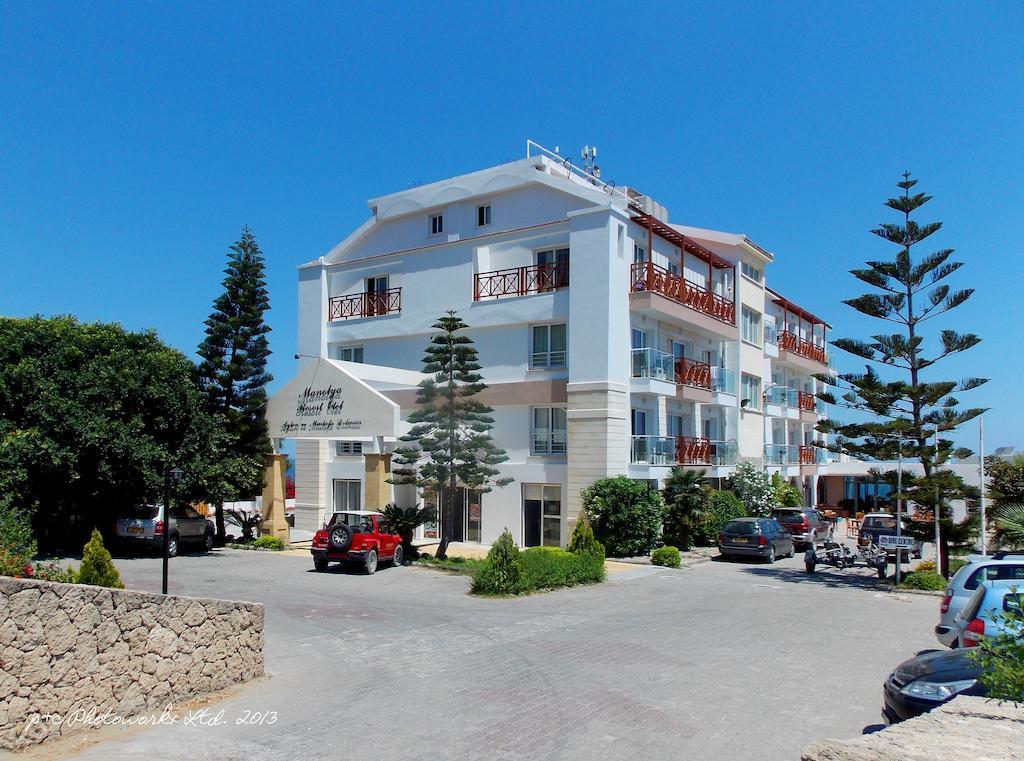 Manolya Hotel Kyrenia  Exterior foto